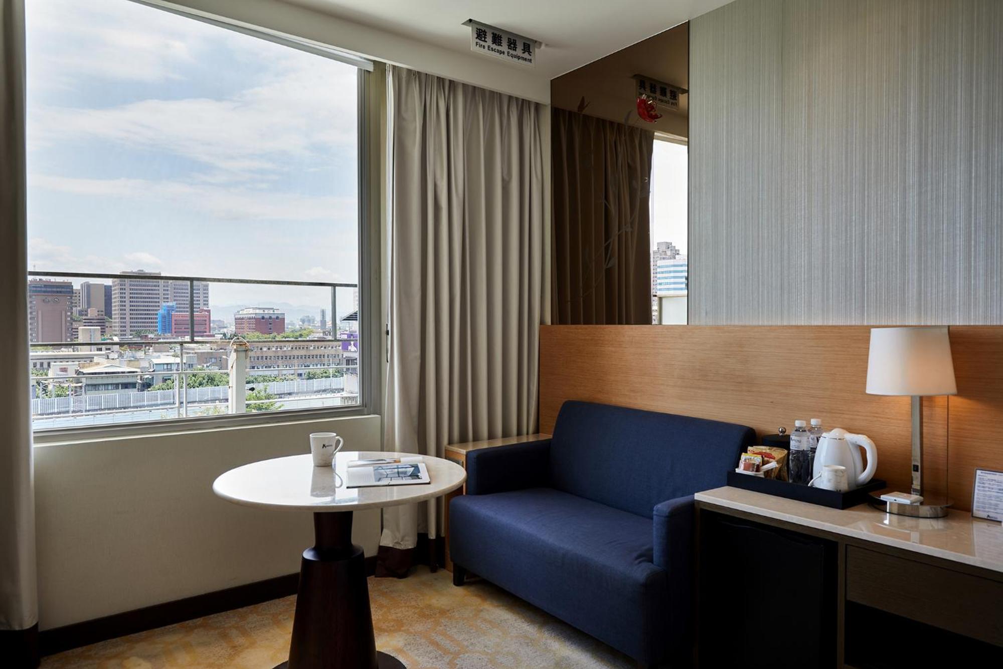 K Hotel Tianjin Тайпей Екстериор снимка