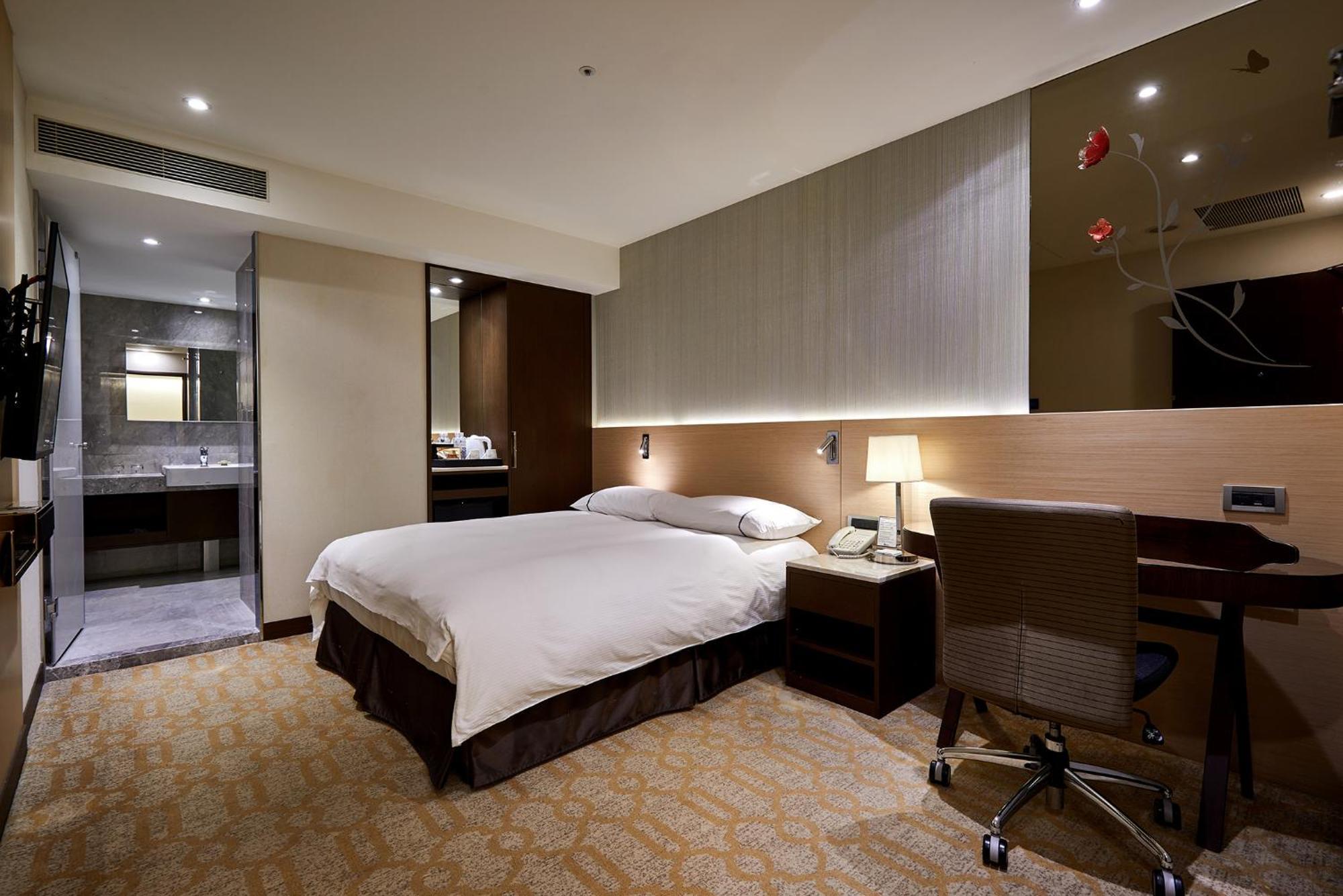 K Hotel Tianjin Тайпей Екстериор снимка